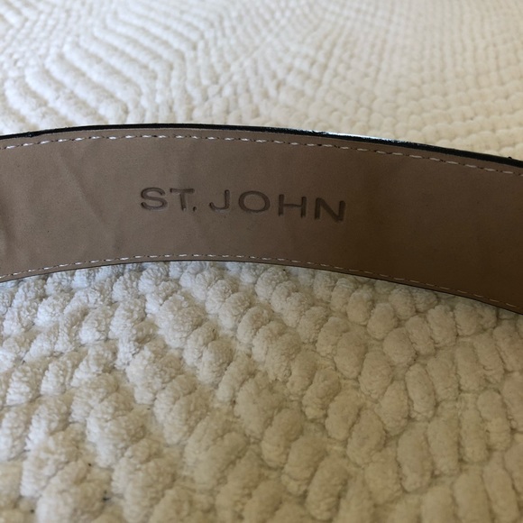 St. John Black Quilted Leather Belt - Picture 3 of 7